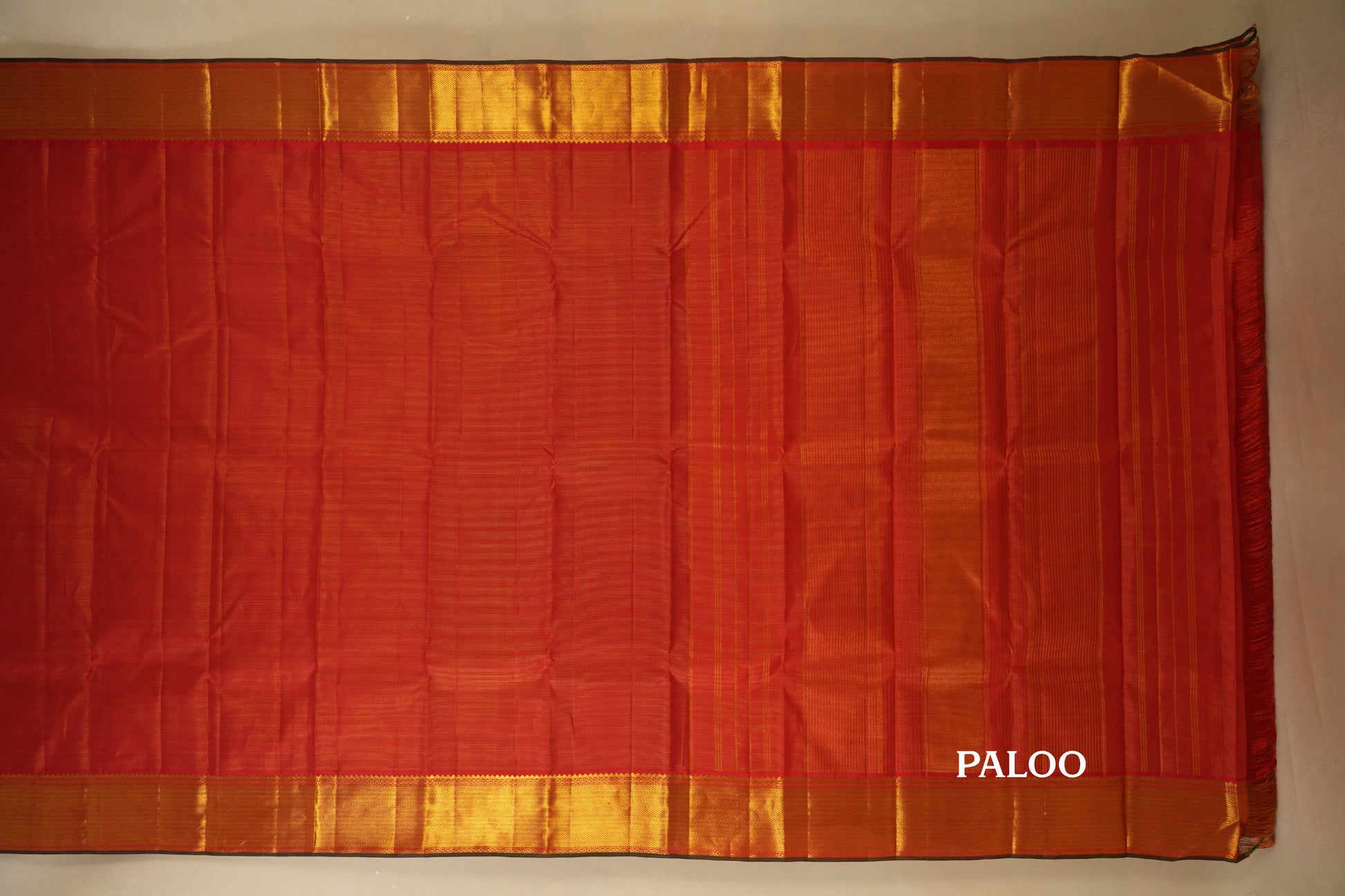 Red Vaira Oosi Vintage Kanjivaram Silk Saree paloo