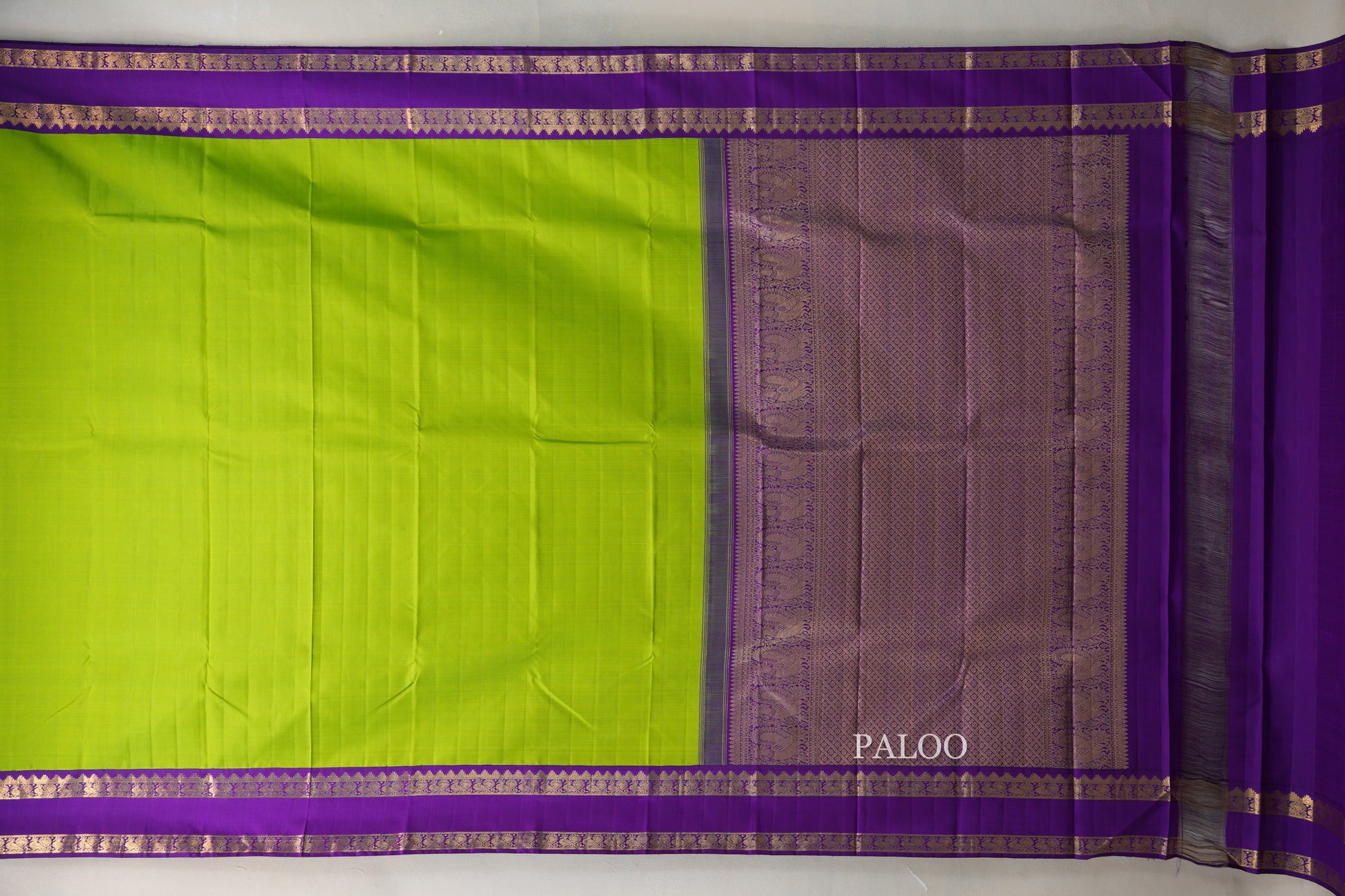 Parrot Green with Purple Borders Vintage Kanjivaram Silk Saree paloo