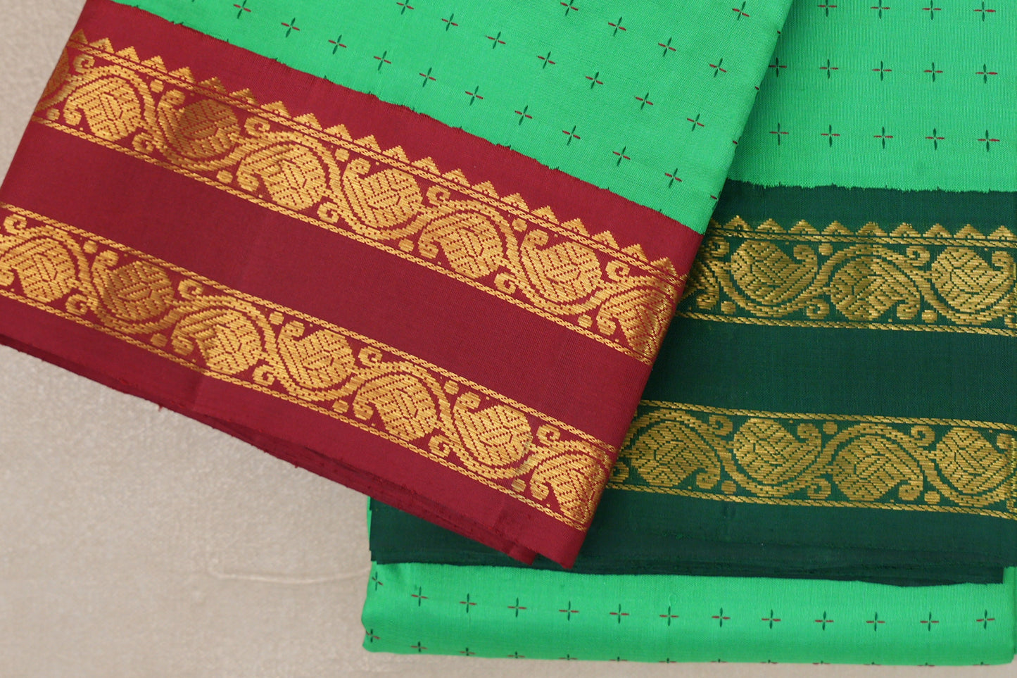 Spring Green Vintage Kanjivaram Silk Saree border zoom