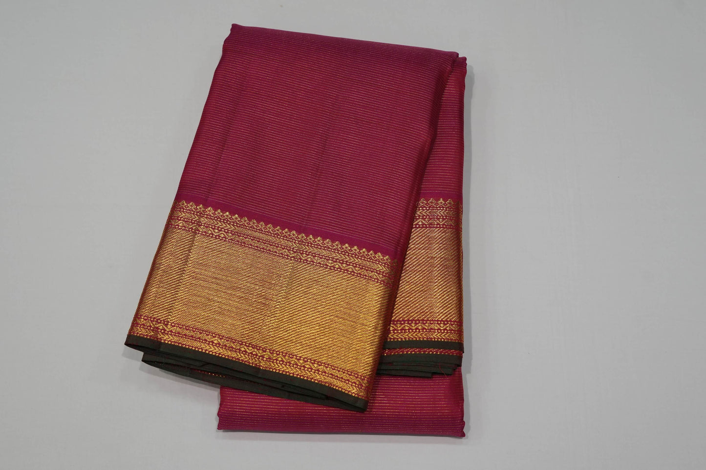 Dark pink kanchipuram silk saree