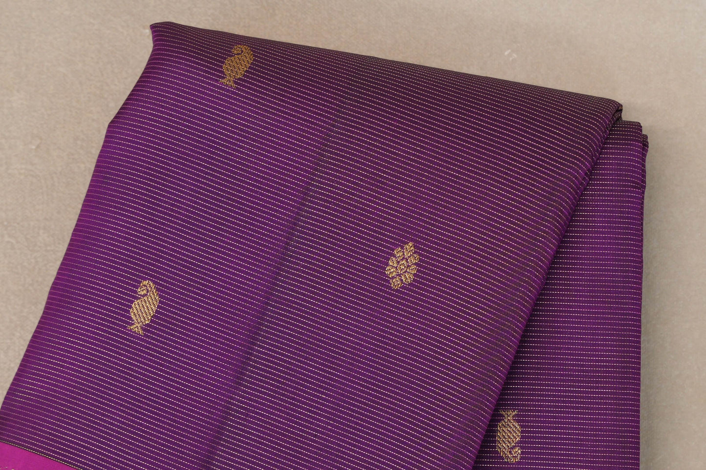 Deep Magenta Vintage Kanjivaram Silk Saree body zoom