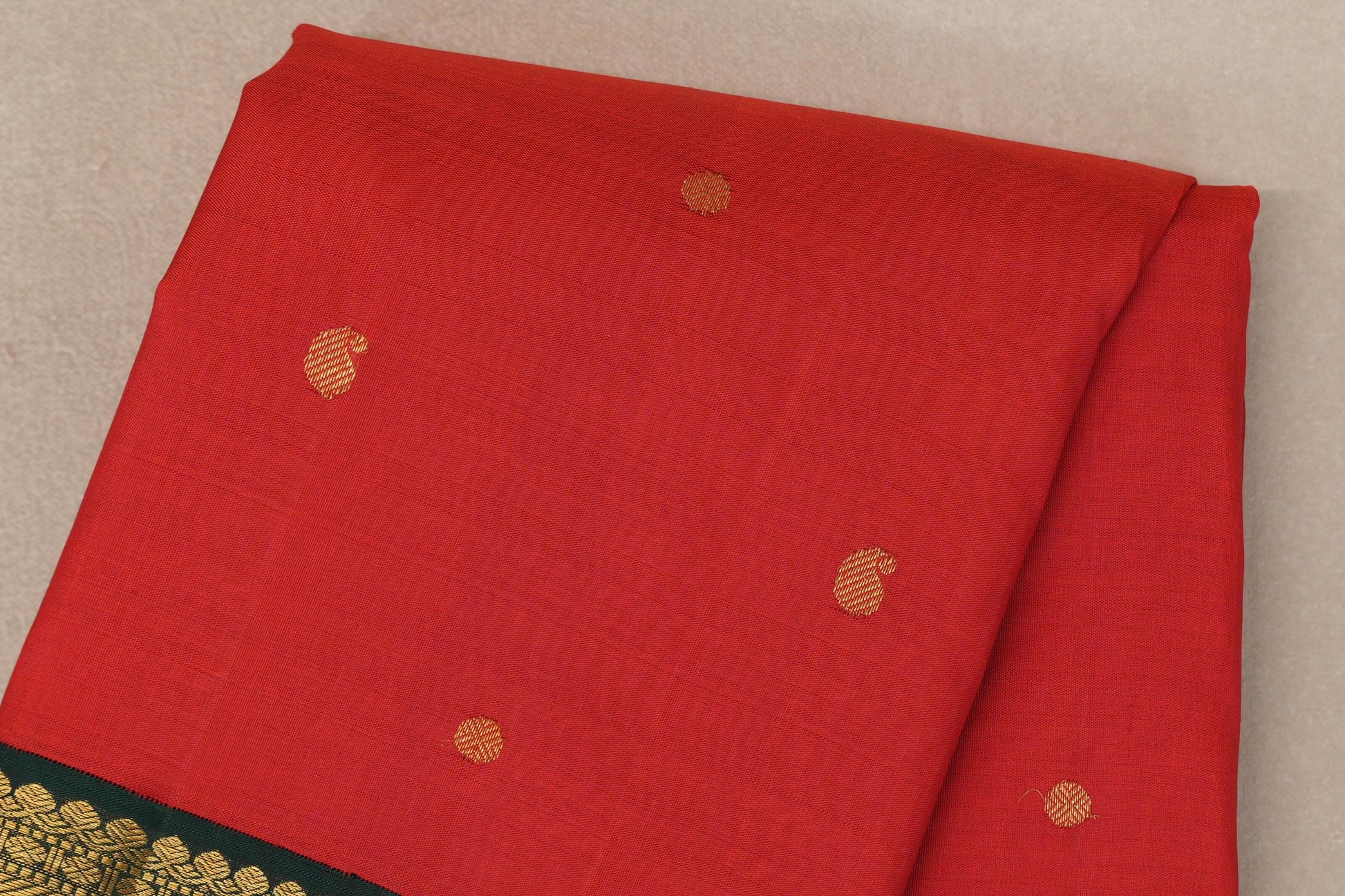 Tomato Red Vintage Kanjivaram Silk Saree body zoom