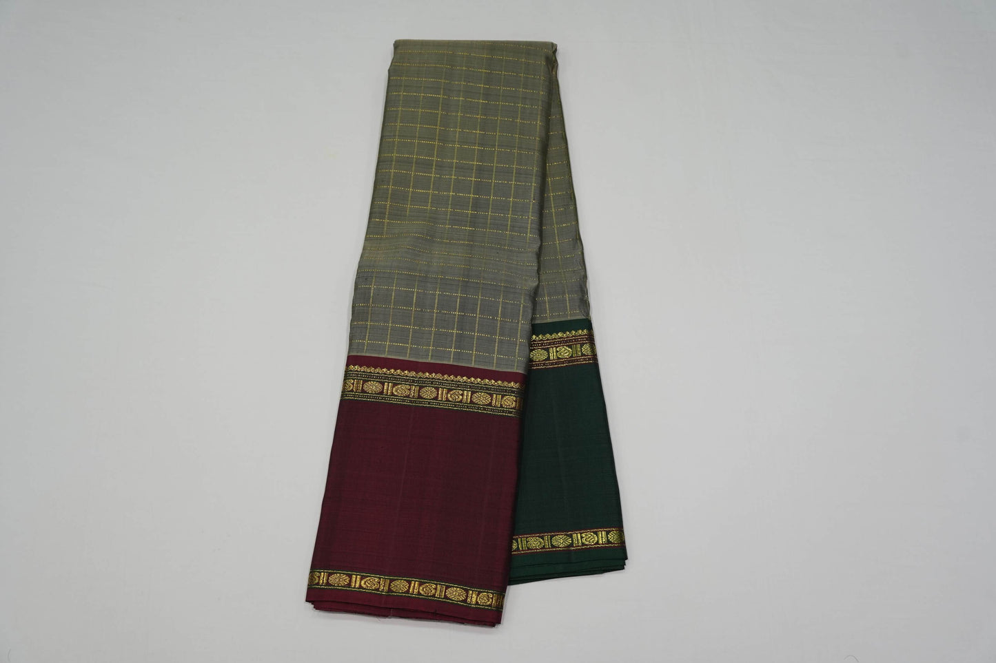 Checked vintage kanchipuram silk saree