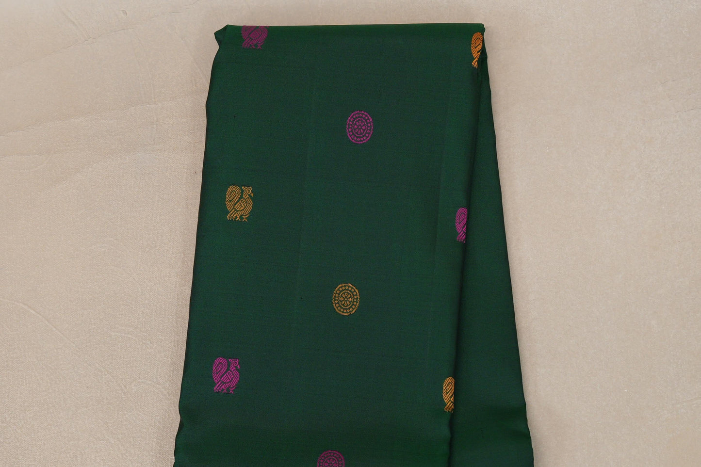 Forest Green Thread Woven Kanjivaram Silk Saree body zoom