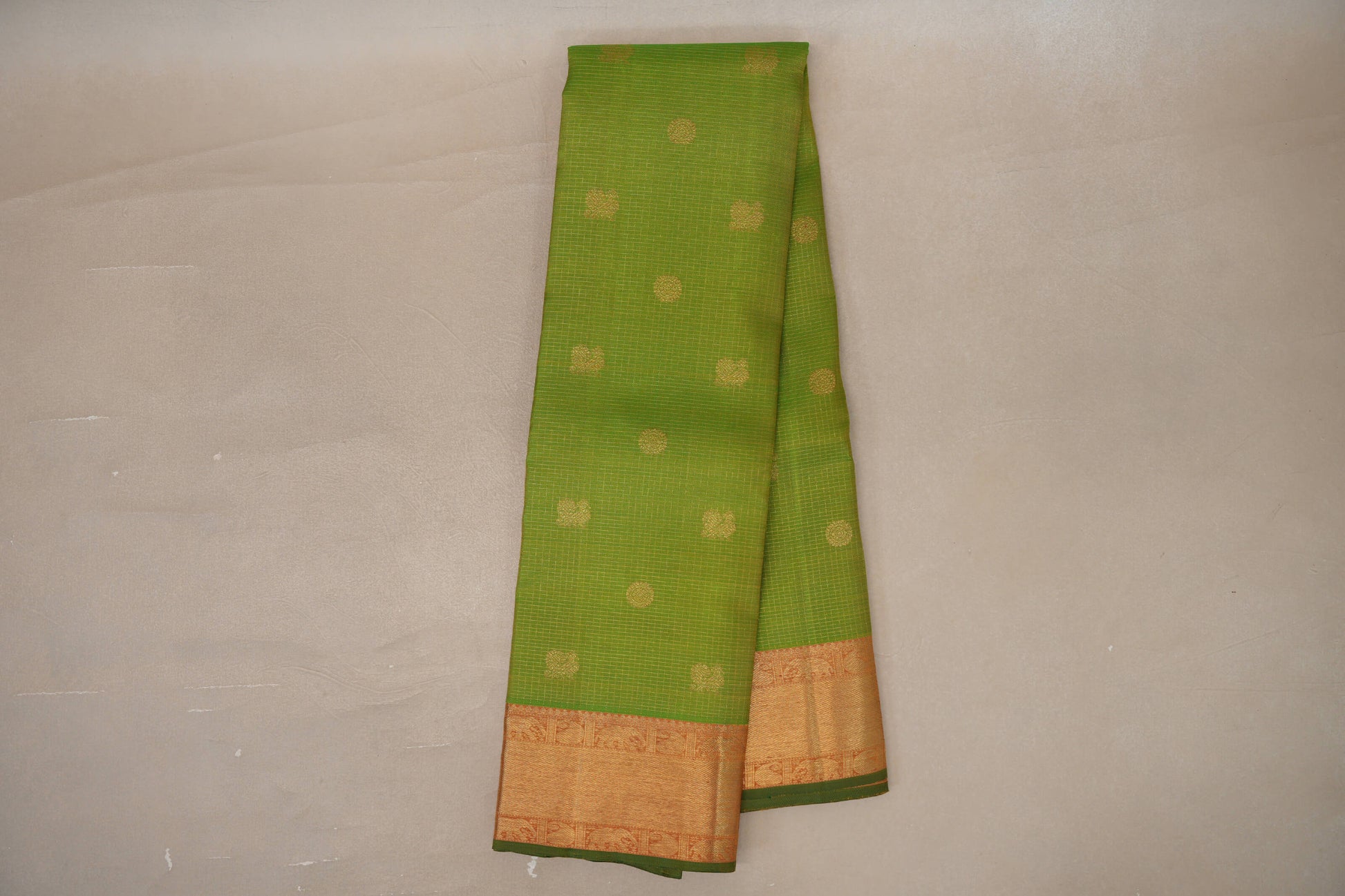 Online Dual Tone of Parrot Green & Yellow Vintage Heirloom Kanjivaram Silk Saree