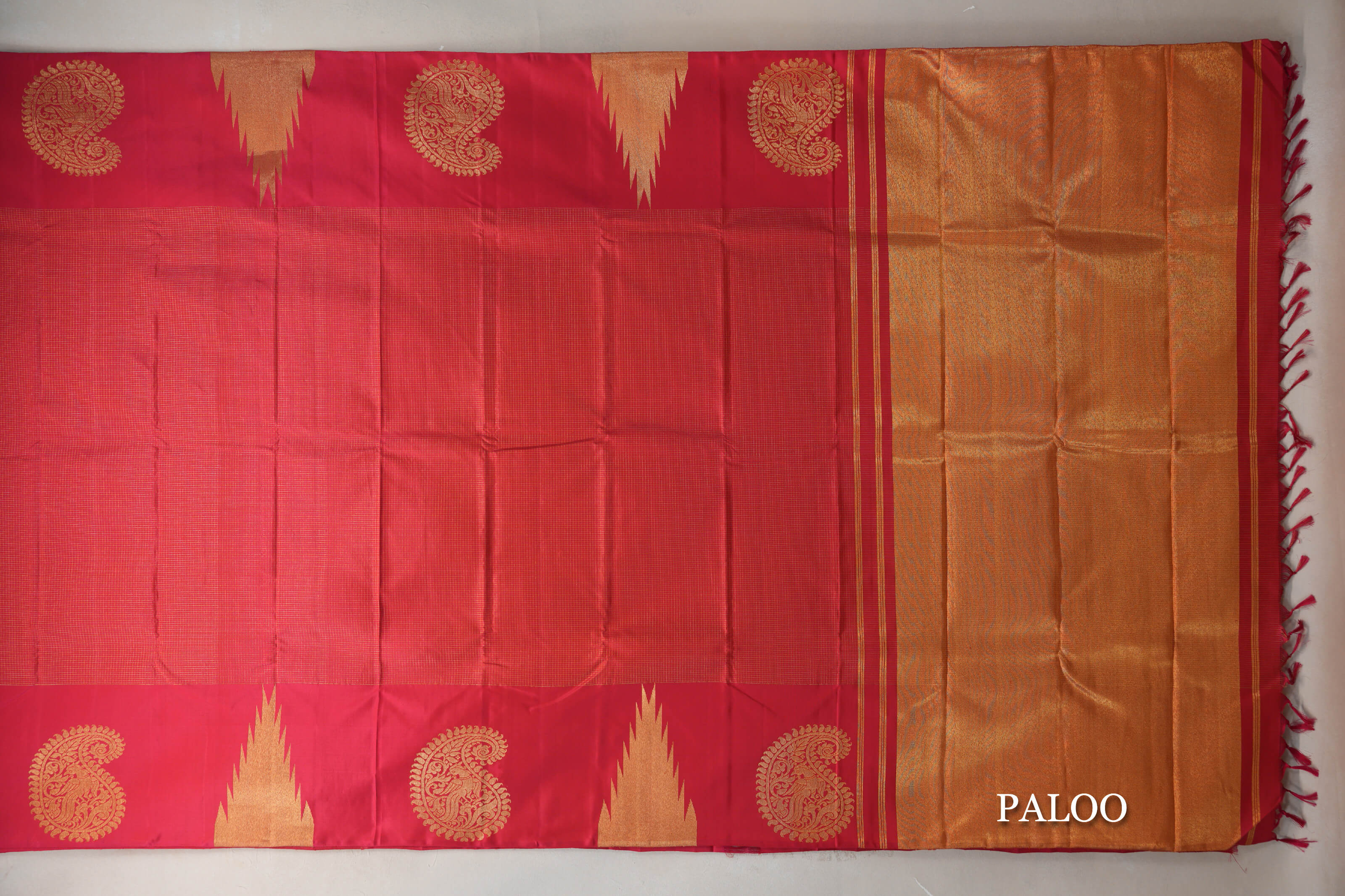 Pinkish Red with Zari Checks Vintage Kanjivaram Silk Saree paloo