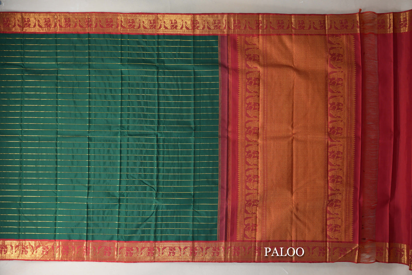 Deep Green with Crimson Red Borders Vintage Kanjivaram Silk Saree paloo