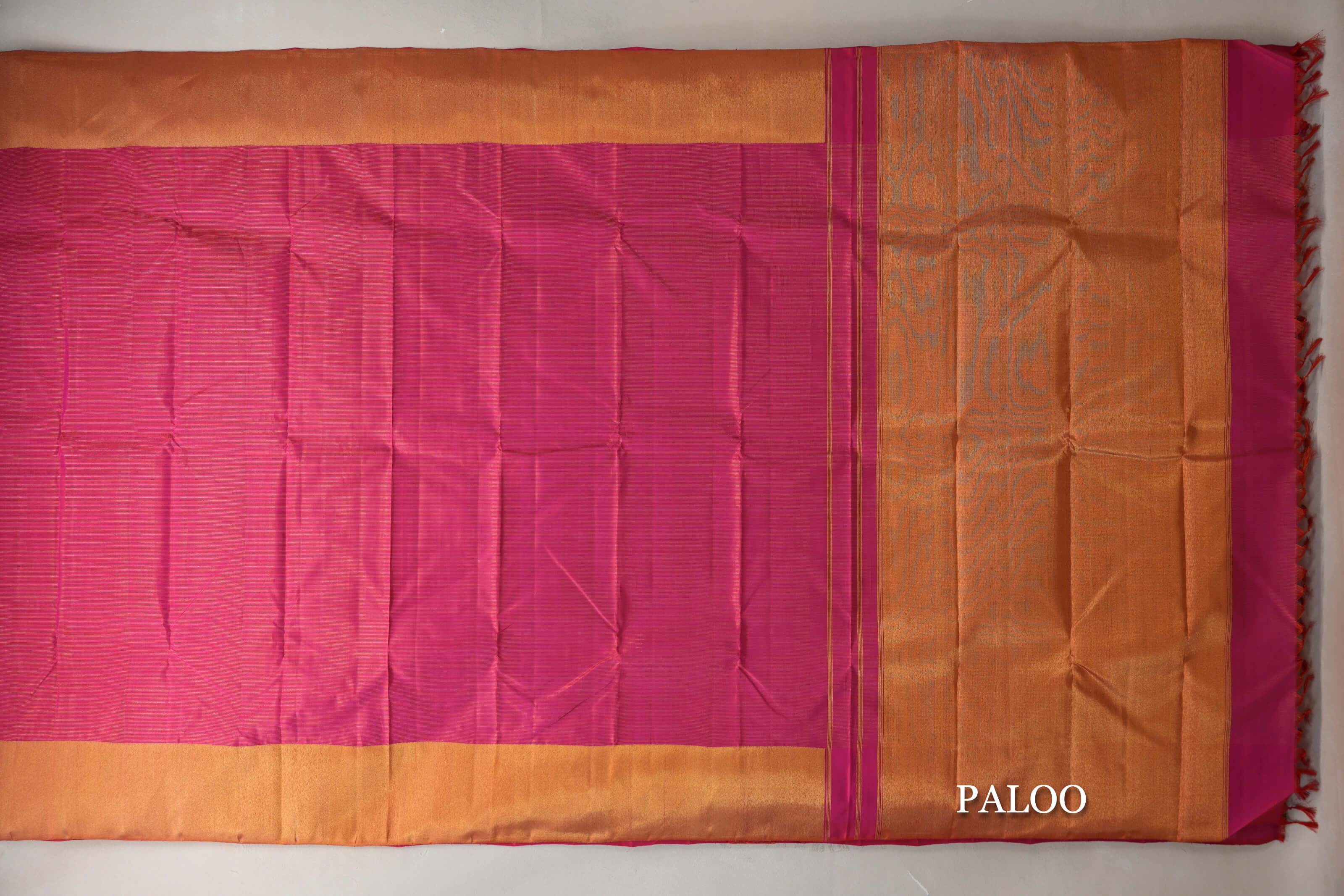 Orangish Pink with Vaira Oosi Vintage Kanjivaram Silk Saree paloo