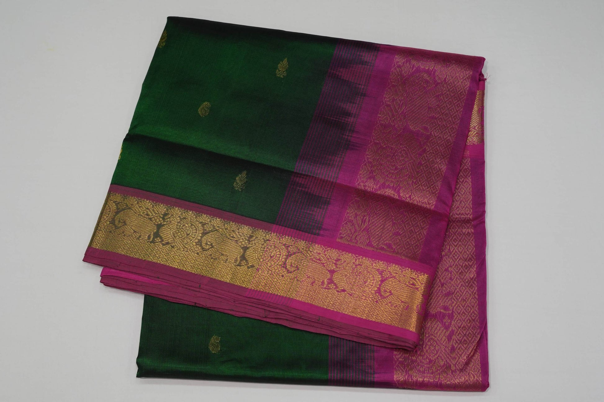 Bottle green nine and half yards madisar silk cotton saree