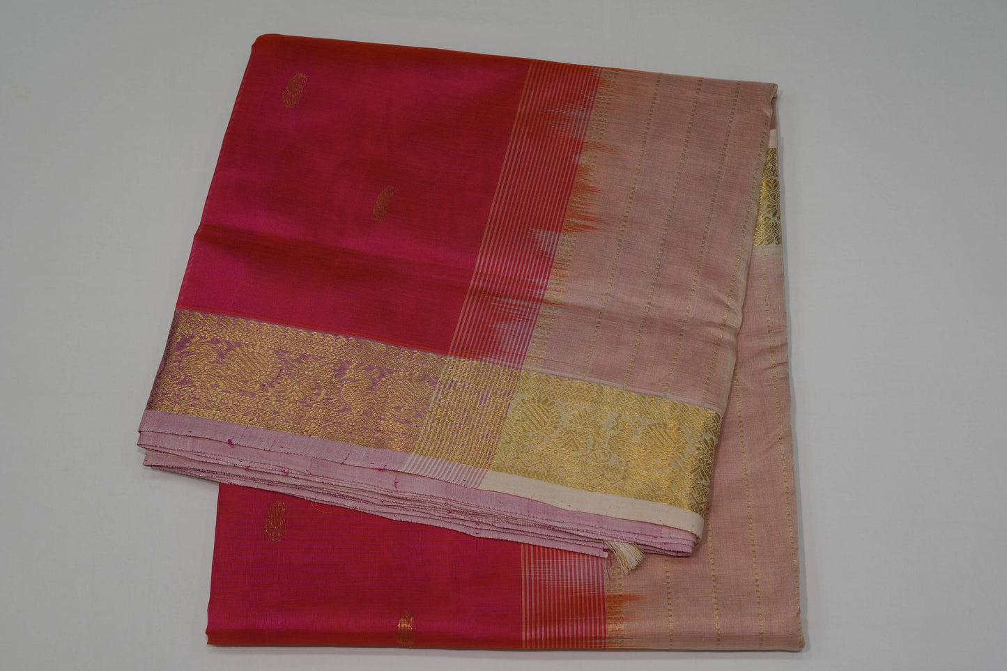 Pinkish orange nine and half yards madisar silk cotton saree