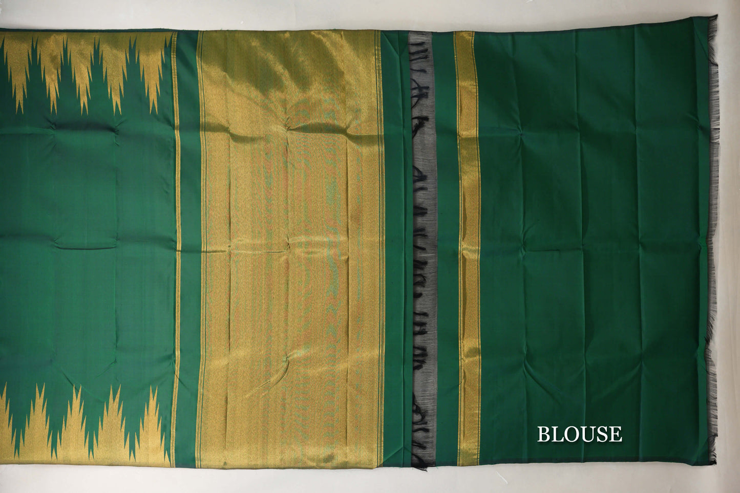 Forest Green with Temple Borders Vintage Kanjivaram Silk Saree blouse