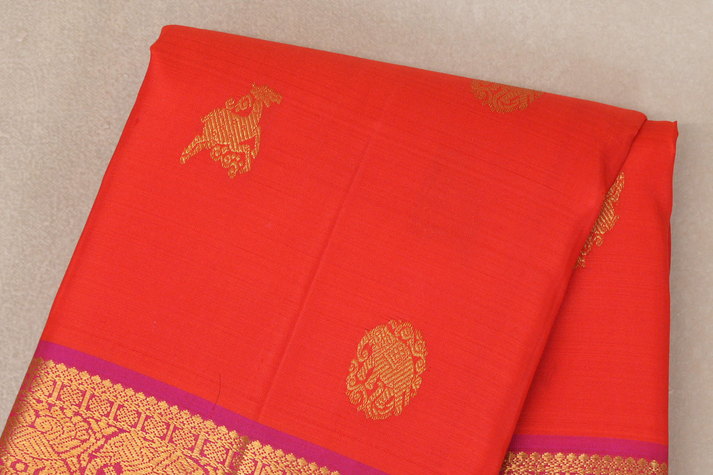Orangish Red Vintage Kanjivaram Silk Saree body
