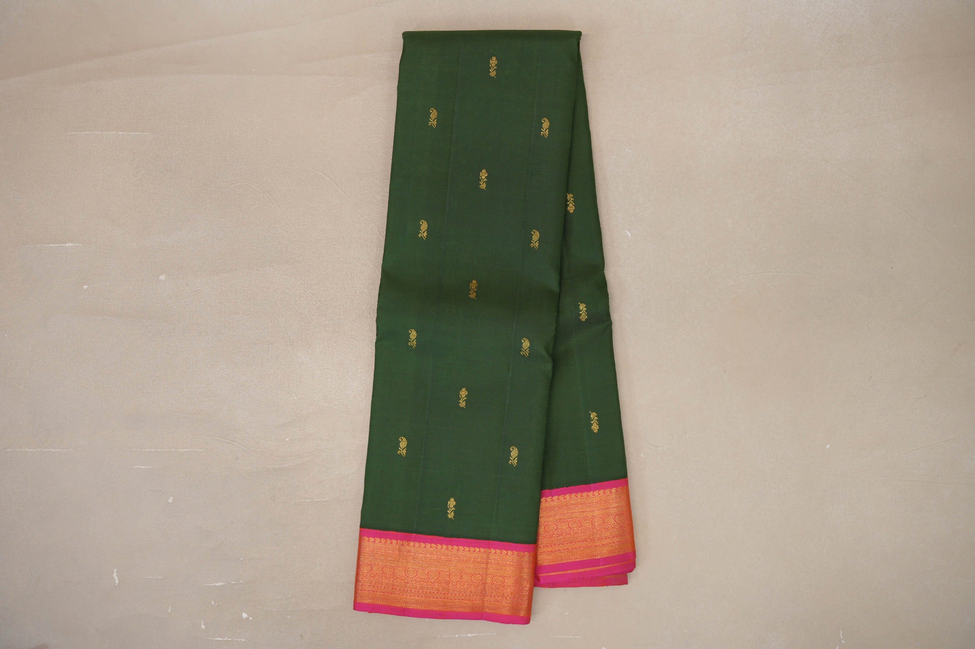Online Emerald Green with Orangish Pink Borders Vintage Kanjivaram Silk Saree