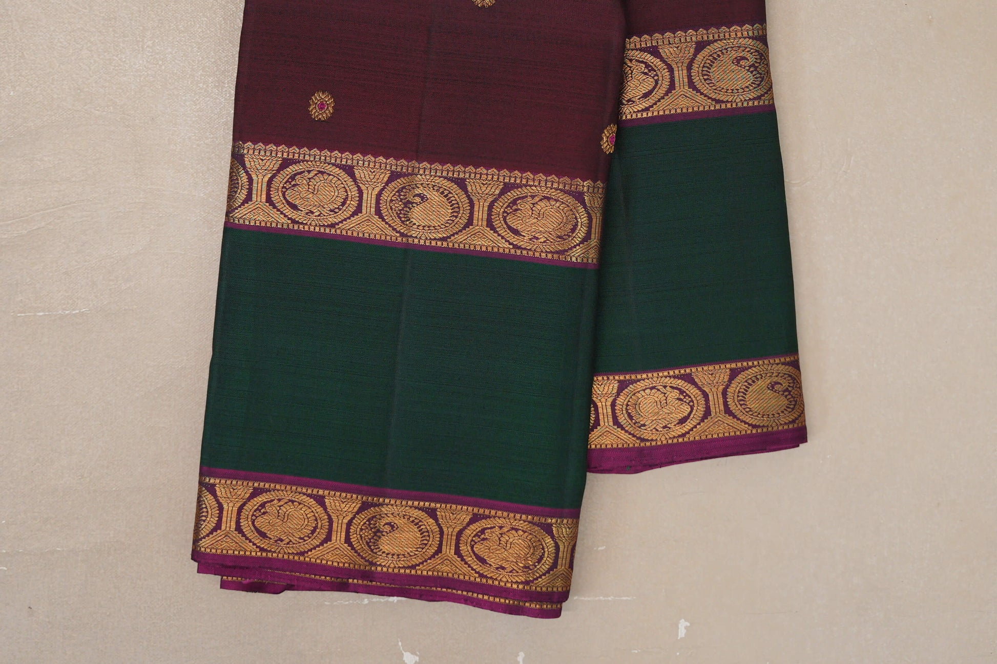 Deep Plum Vintage Kanjivaram Silk Saree border