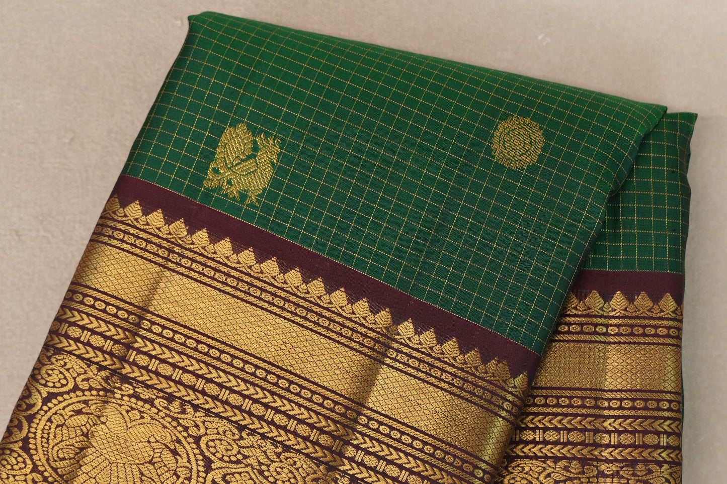 Emerald green with Kanchana brown Borders Vintage Kanjivaram Silk Saree SS9541