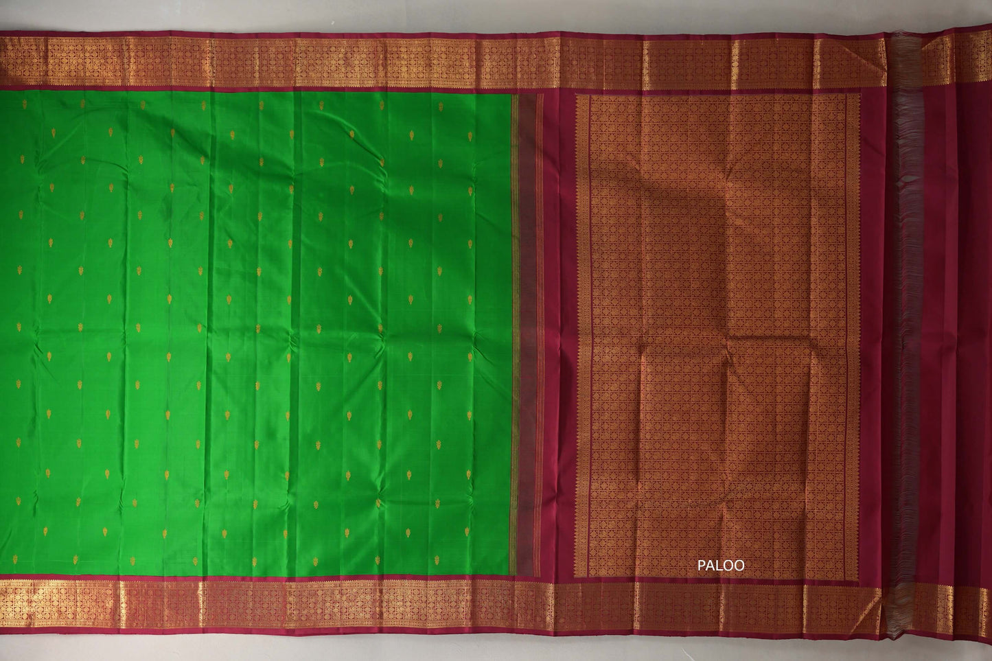Parrot green with Deep Rani Pink Borders Vintage Kanjivaram Silk Saree SS9543