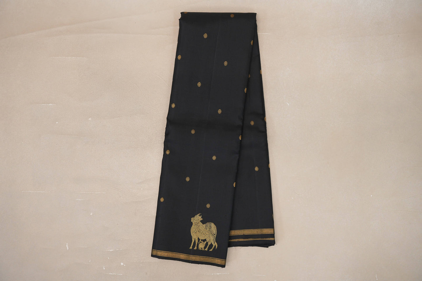 Jet Black Vintage Kanjivaram Silk Saree SS9544