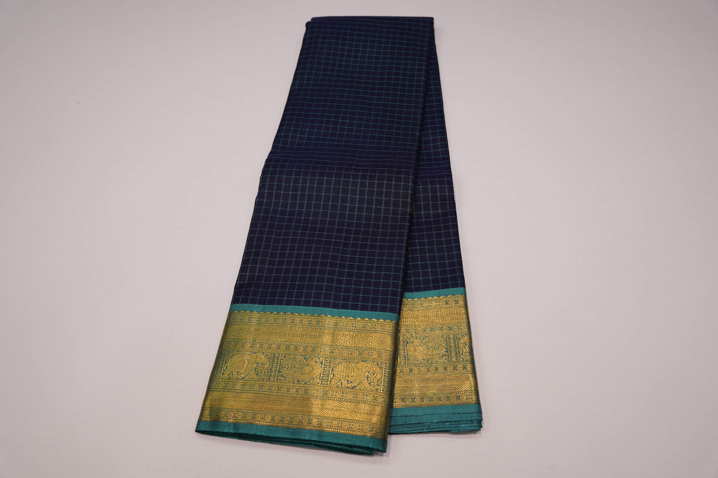 Checked vintage kanchipuram silk saree
