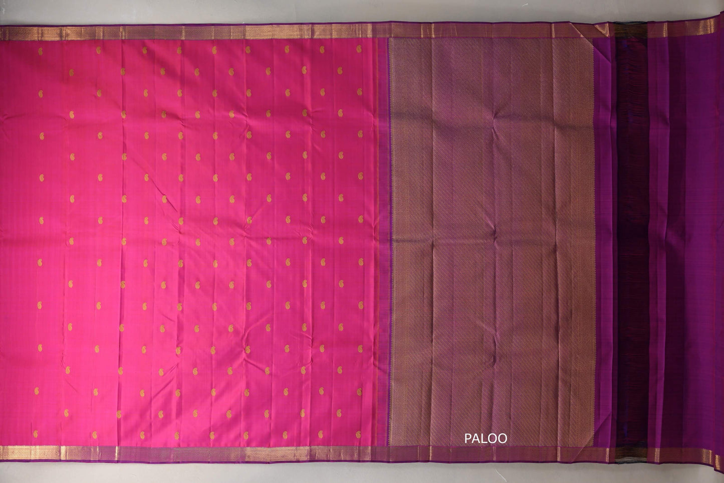 Orangish pink with Dual Tone of Classic Blue & Pink Vintage Kanjivaram Silk Saree SS9550
