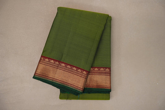 Parrot Green with reddish maroon borders Vintage Kanjivaram Silk Saree SS9554