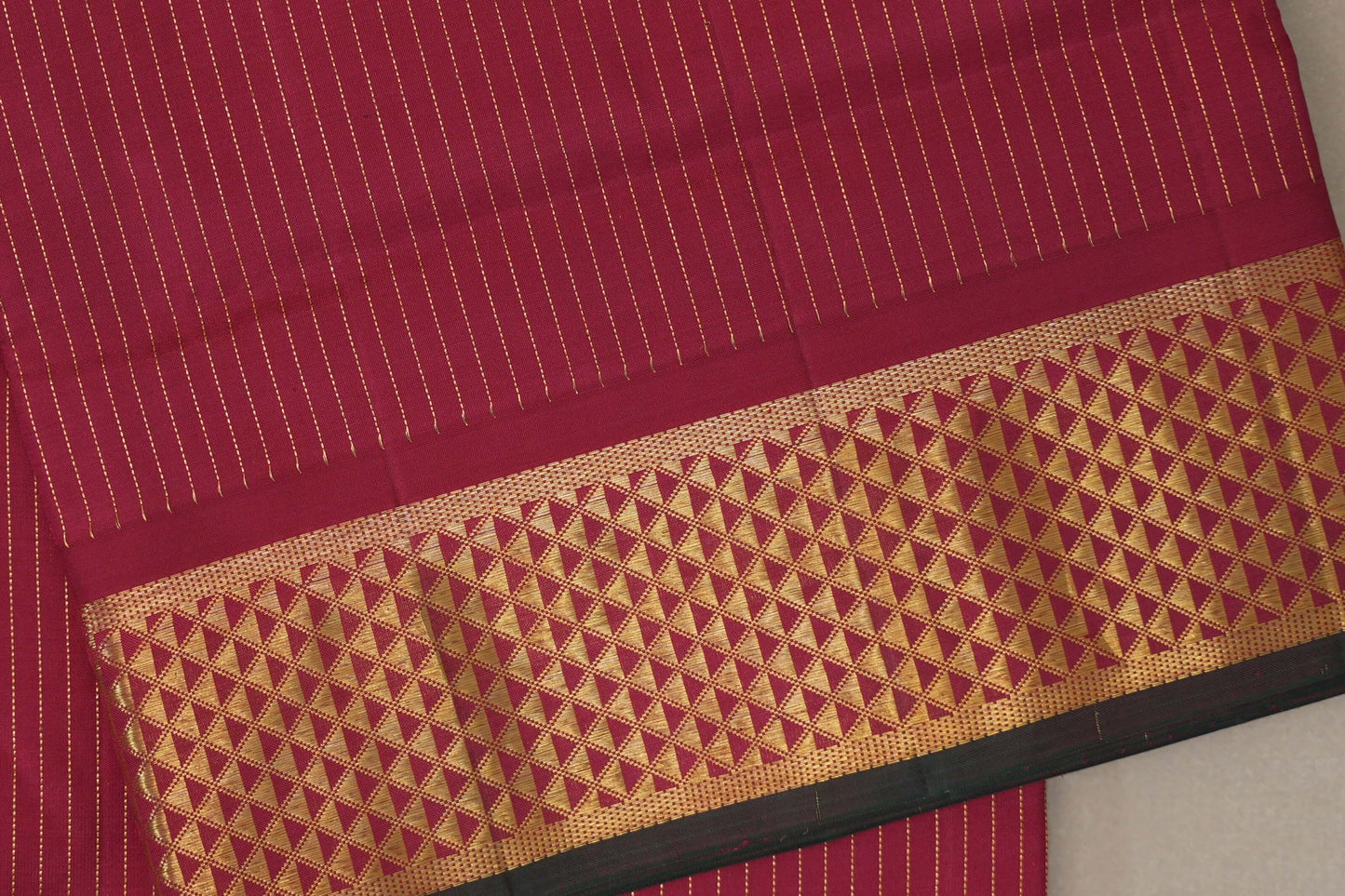 Maroon Ten Yards Silk Saree SS9560