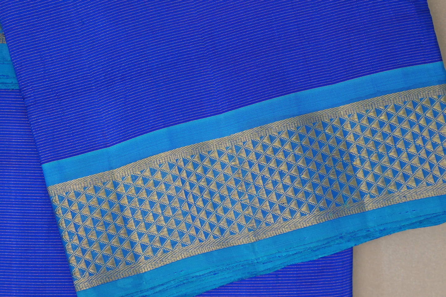 Bright Blue with aqua blue borders Ten Yards Silk Saree SS9561