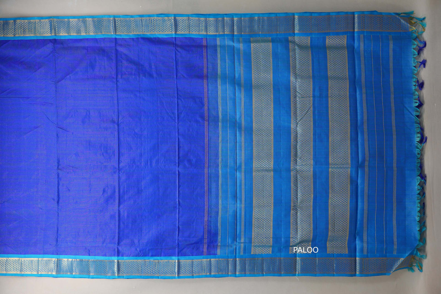 Bright Blue with aqua blue borders Ten Yards Silk Saree SS9561