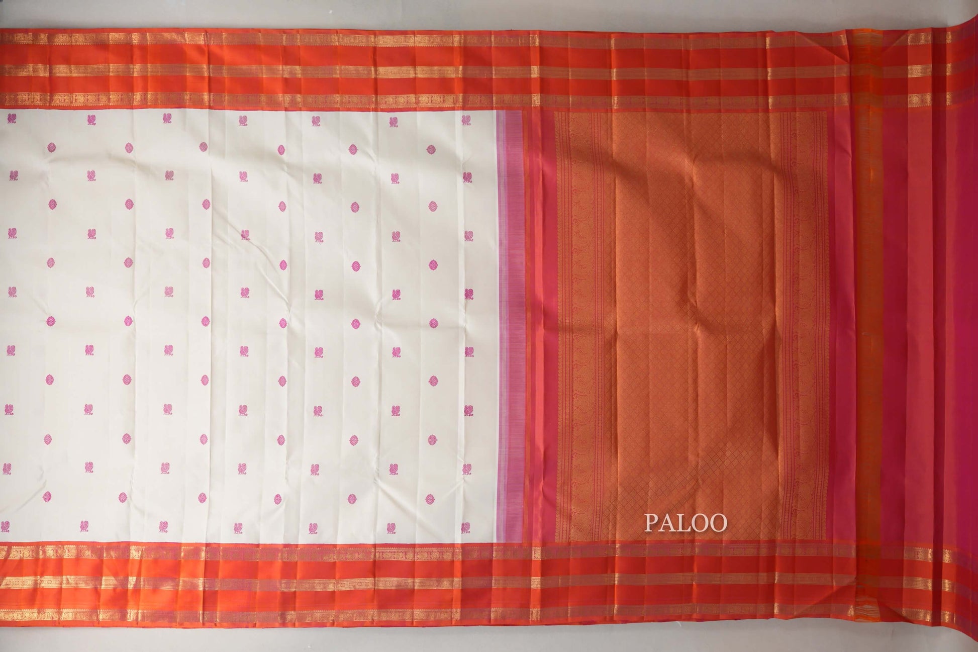 Cream with Pinkish Orange Rettai Pettu Borders Vintage Kanjivaram Silk Saree paloo