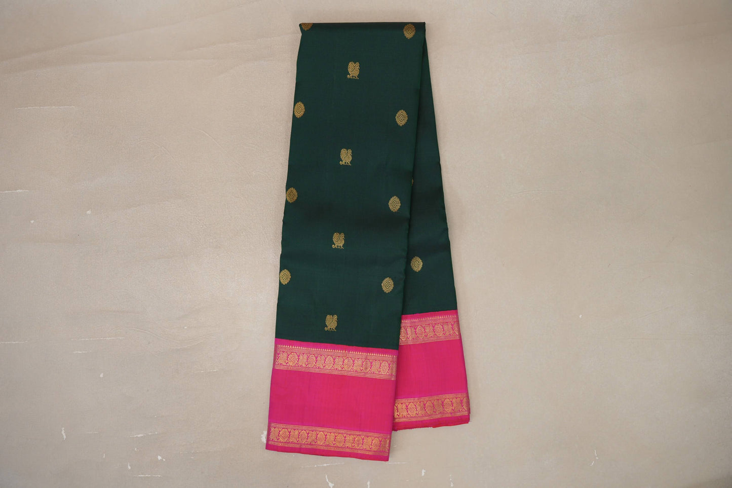 Online Deep Bottle Green with Orangish Pink Rettai Pettu Borders Vintage Kanjivaram Silk Saree