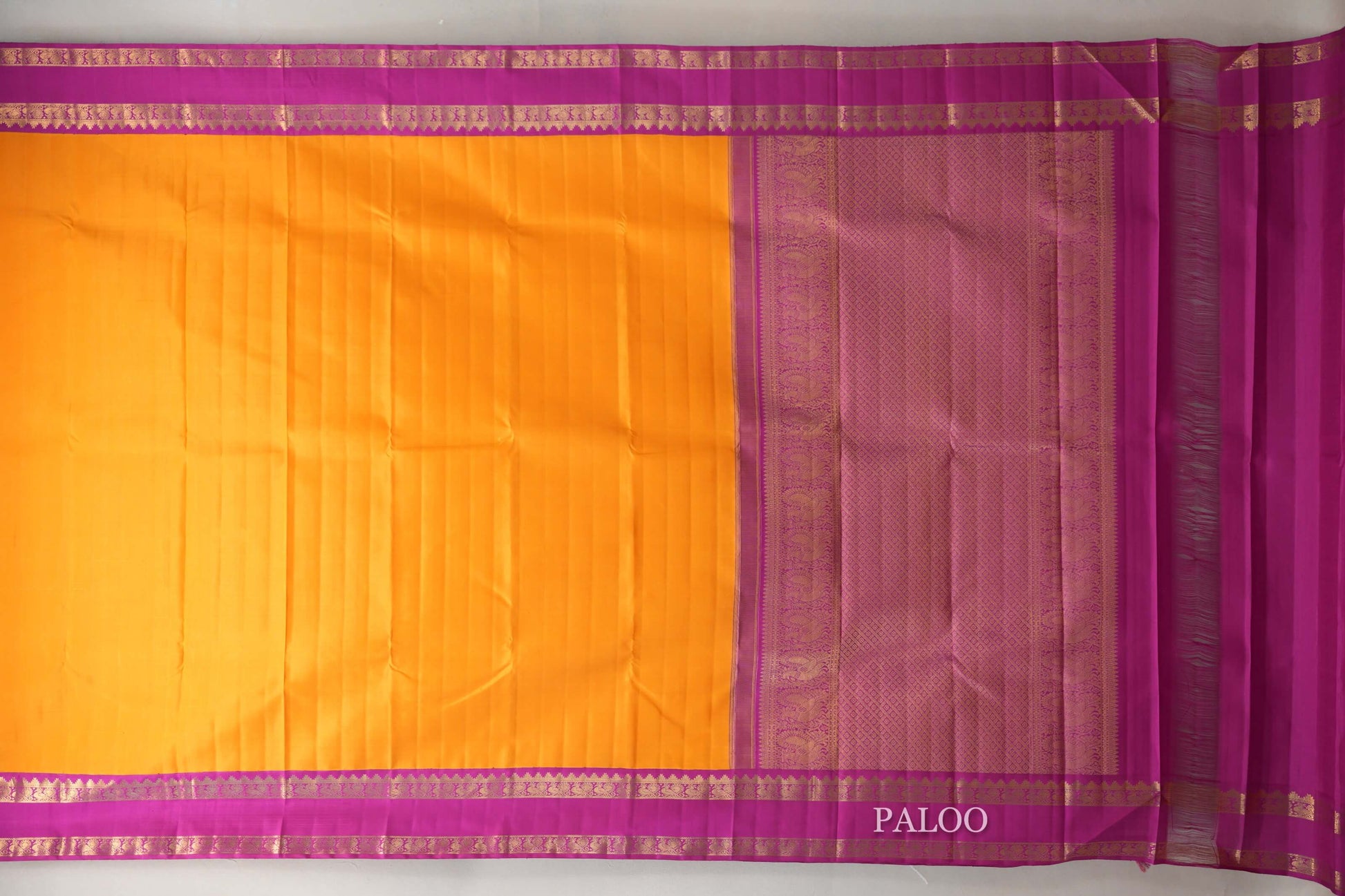 Mango Orange with Bright Magenta Rettai Pettu Borders Vintage Kanjivaram Silk Saree paloo