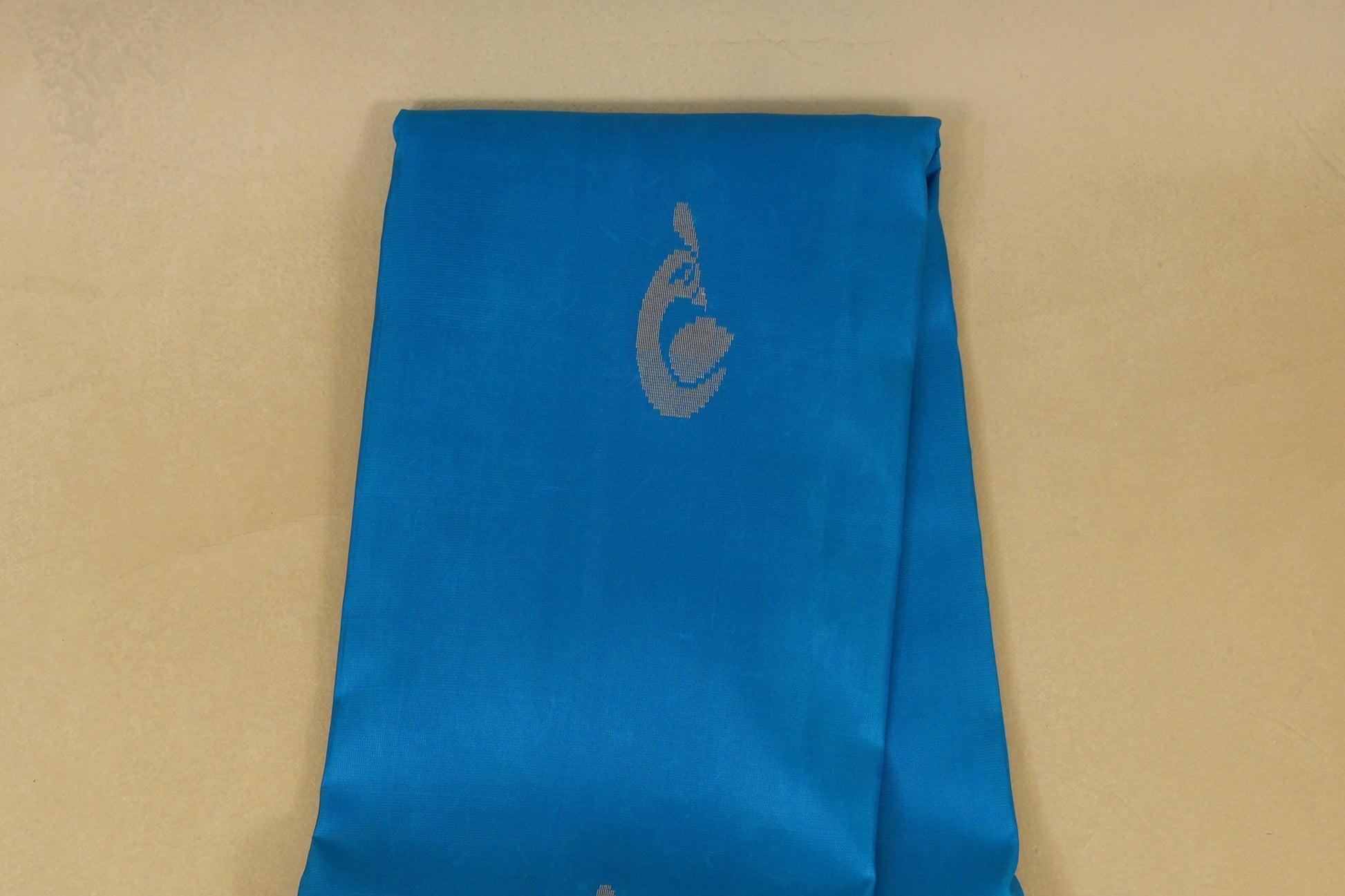 Bright Blue  Light Weight Kanchipuram Silk Saree body zoom
