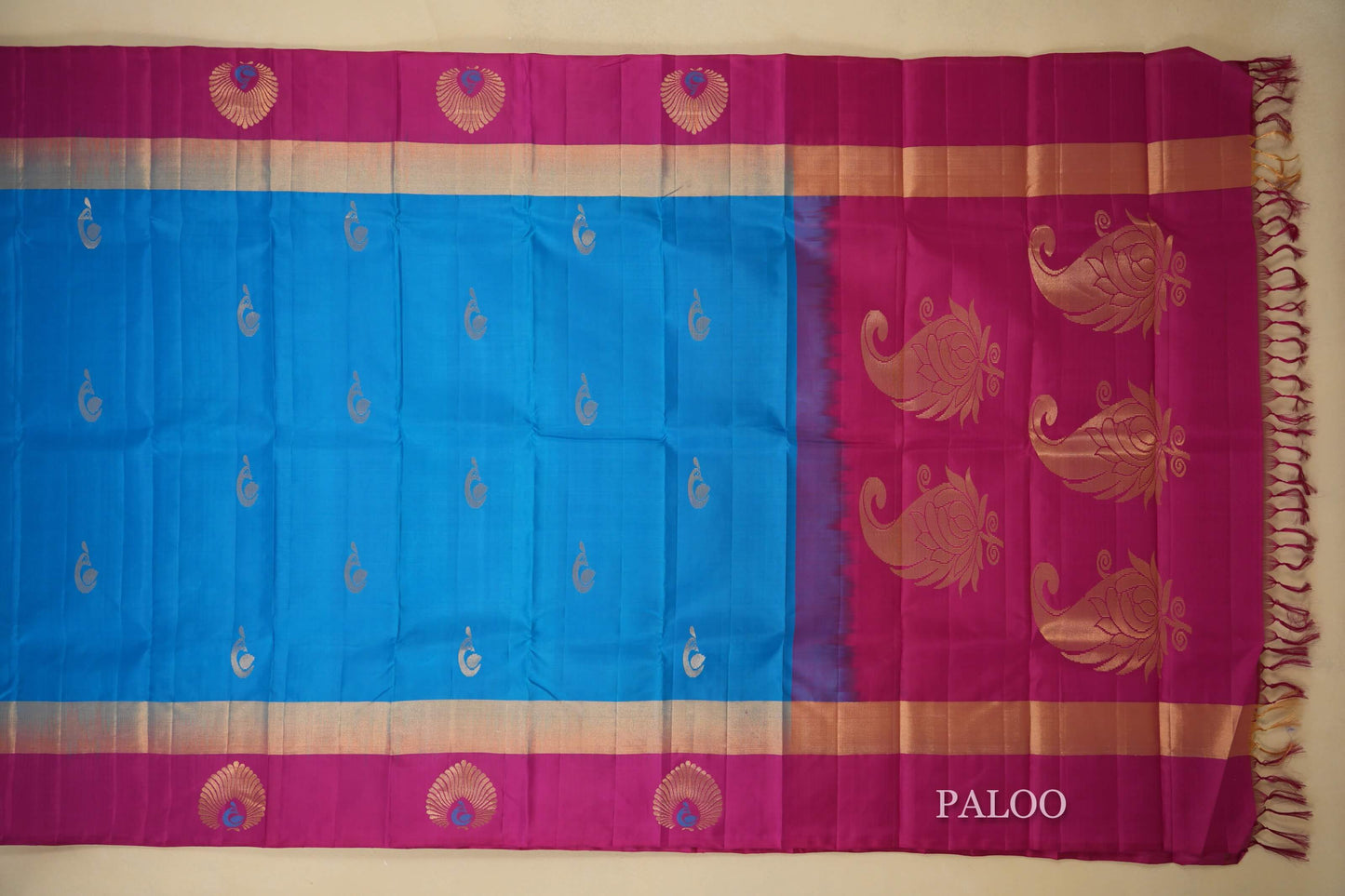 Bright Blue with Pink Borders Light Weight Kanchipuram Silk Saree paloo