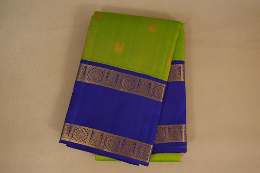 Folded Parrot Green with Royal Blue Rettai Pettu Borders Vintage Kanjivaram Silk Saree