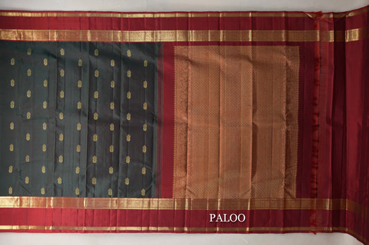 Dual Tone of Deep Bottle Green & Deep Red with Rettai Pettu Borders Vintage Kanjivaram Silk Saree paloo