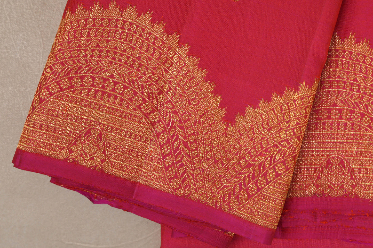 Orangish Pink Vintage Kanjivaram Silk Saree borders