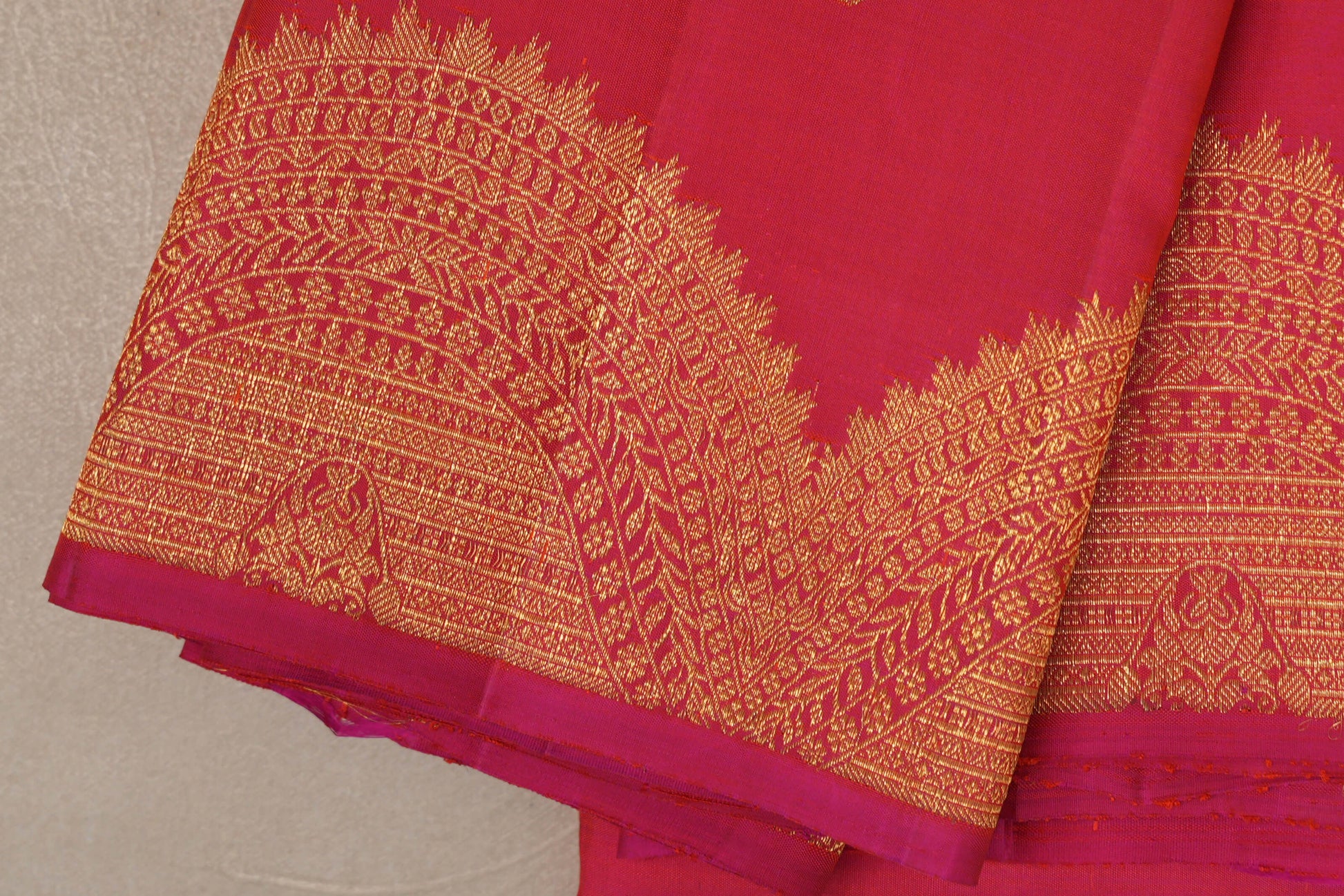 Orangish Pink Vintage Kanjivaram Silk Saree borders