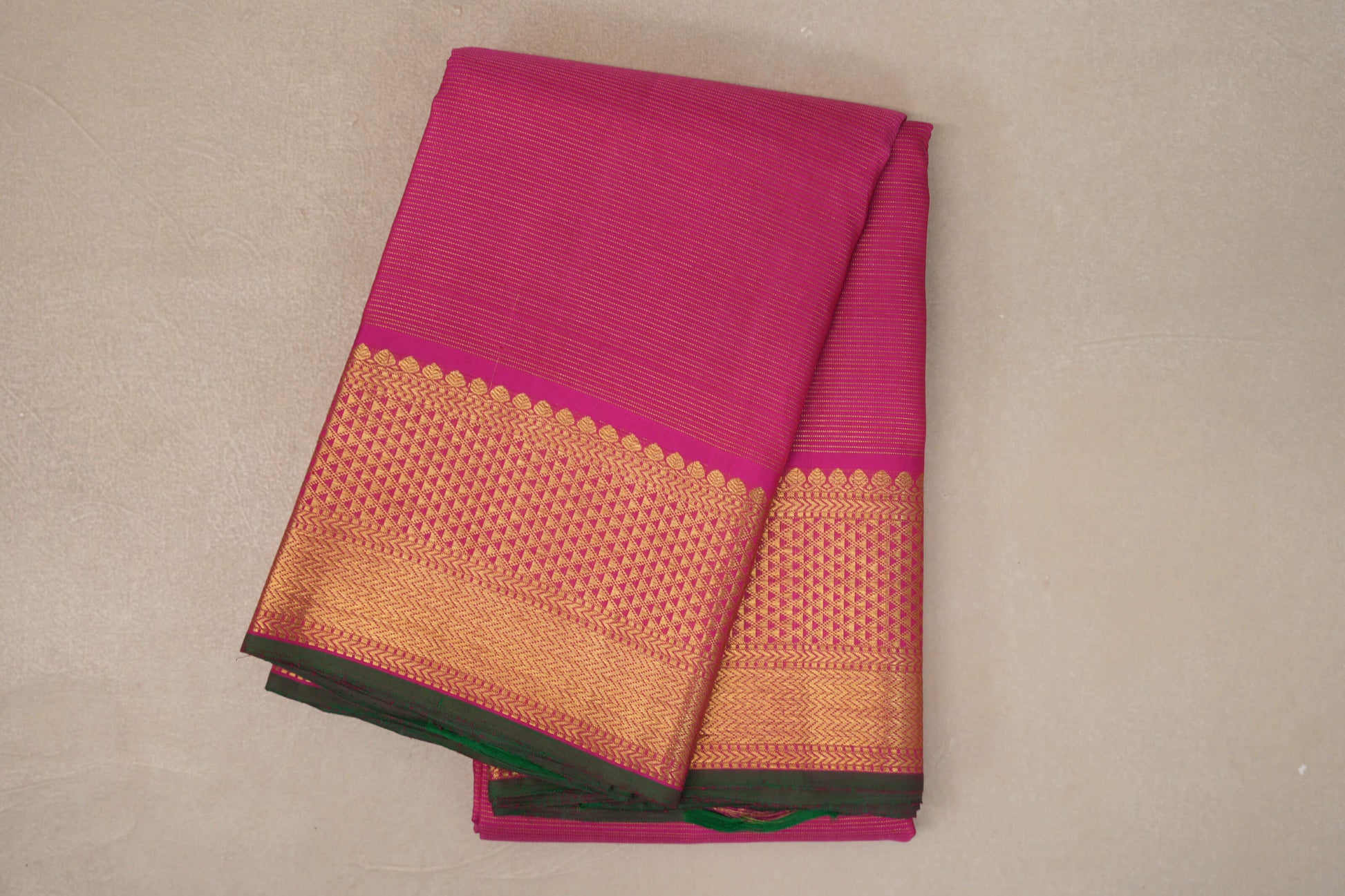 Bright Pink Vaira Oosi Vintage Kanjivaram Silk Saree