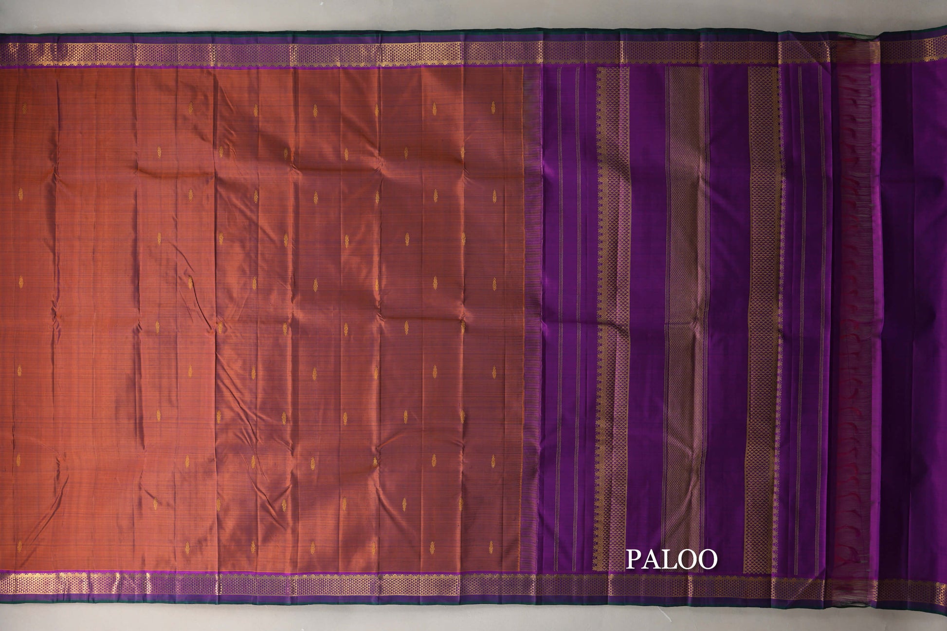 Dual Tone of Violet and Copper Brown Vintage Kanjivaram Silk Saree paloo