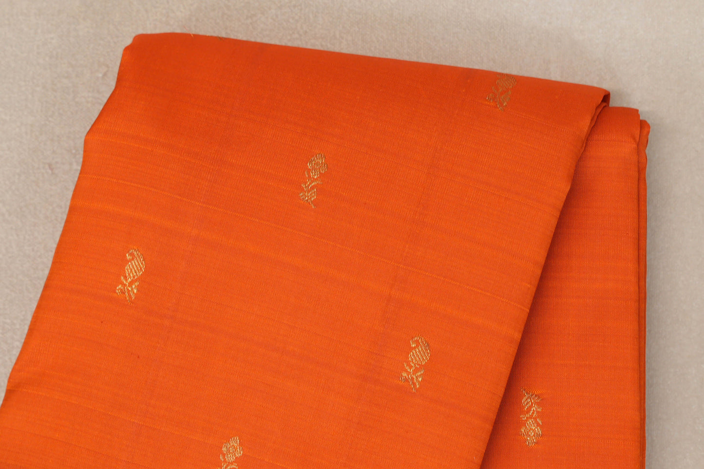 Bright Orange with Deep Plum Borders Vintage Kanjivaram Silk Saree body