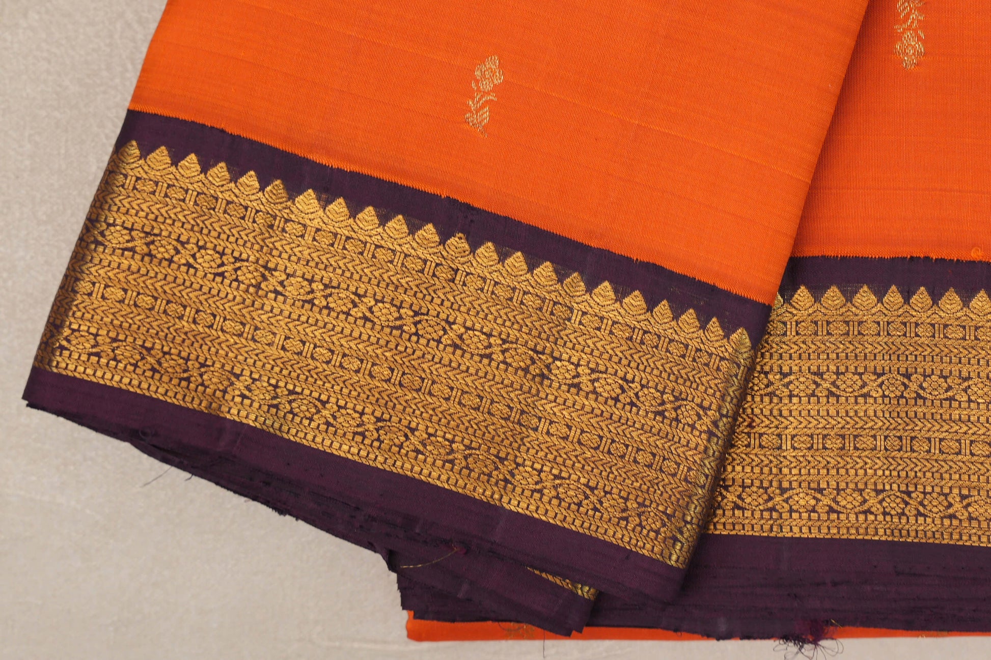Bright Orange Vintage Kanjivaram Silk Saree border