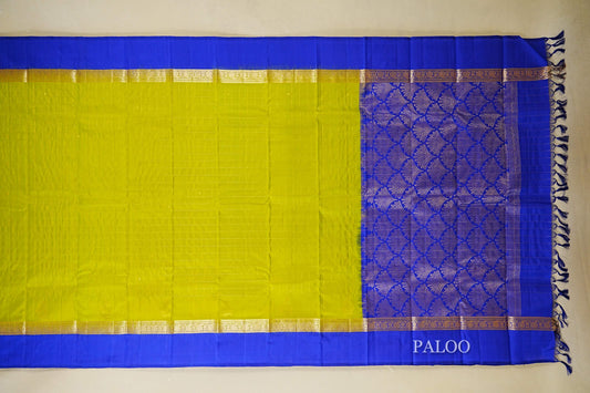  Dual Tone of Green and yellow  Light Weight Kanchipuram Silk Saree paloo