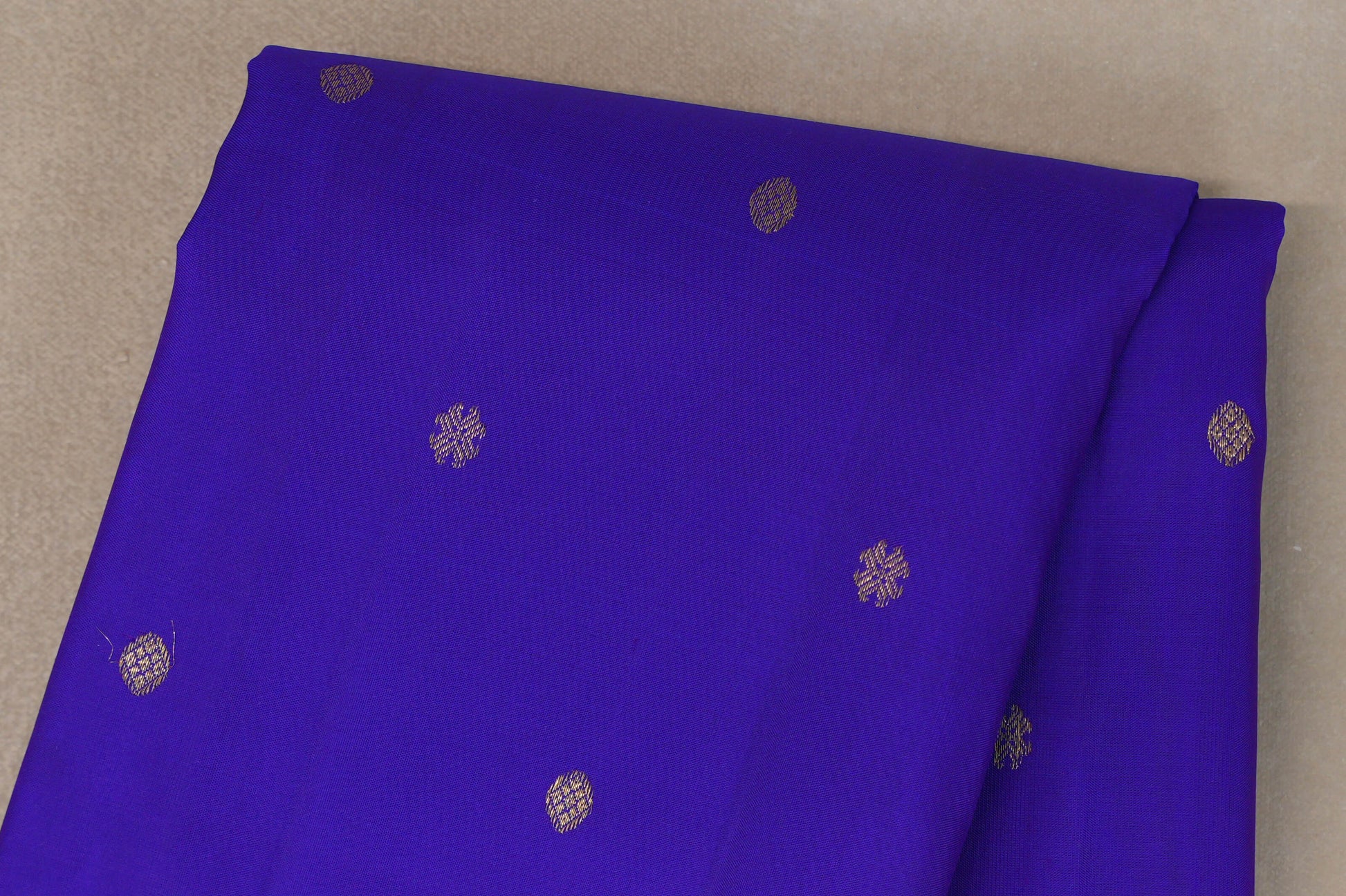 Indigo Violet with Magenta Borders Vintage Kanjivaram Silk Saree body