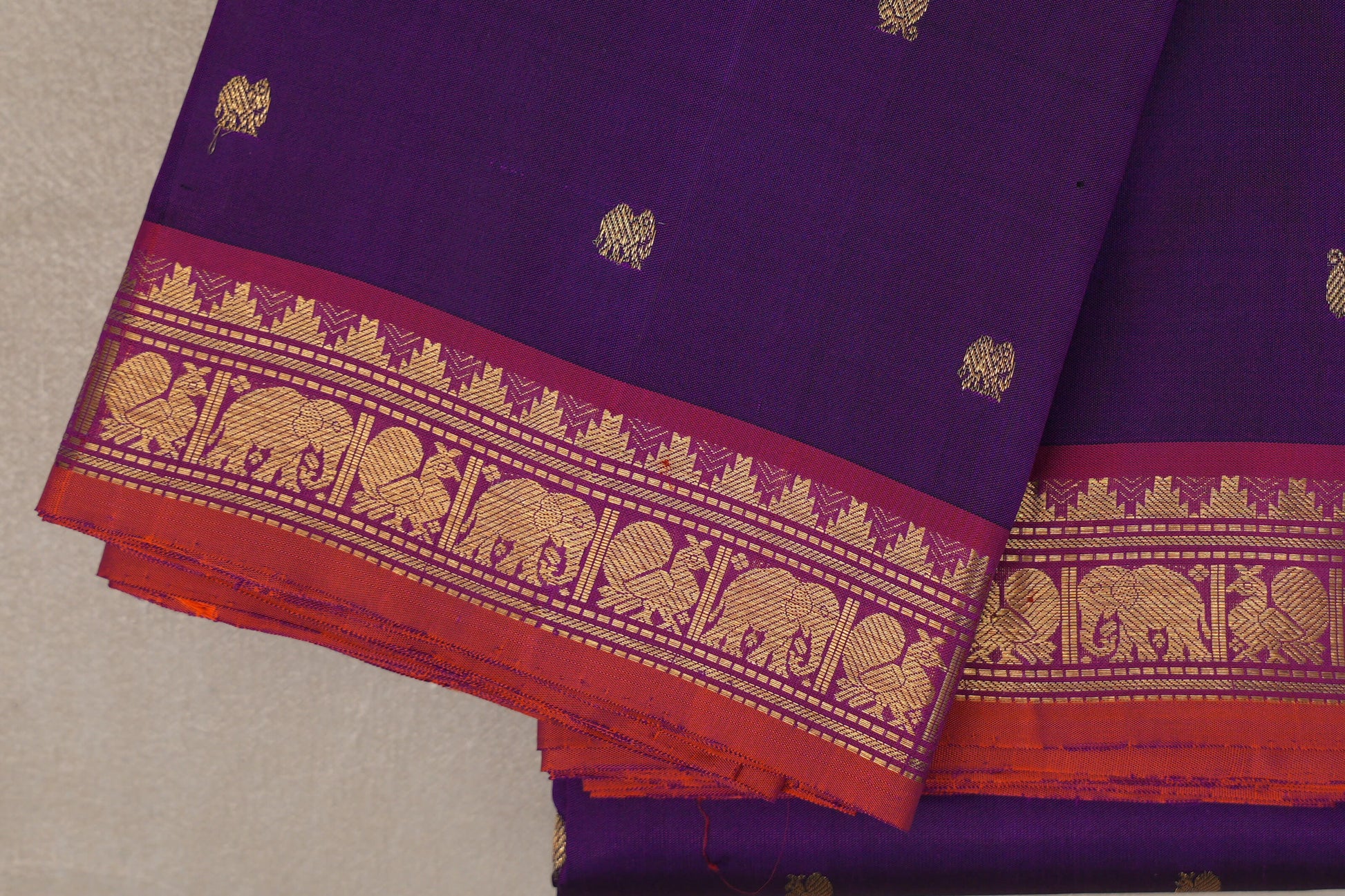 Deep Violet Vintage Kanjivaram Silk Saree border