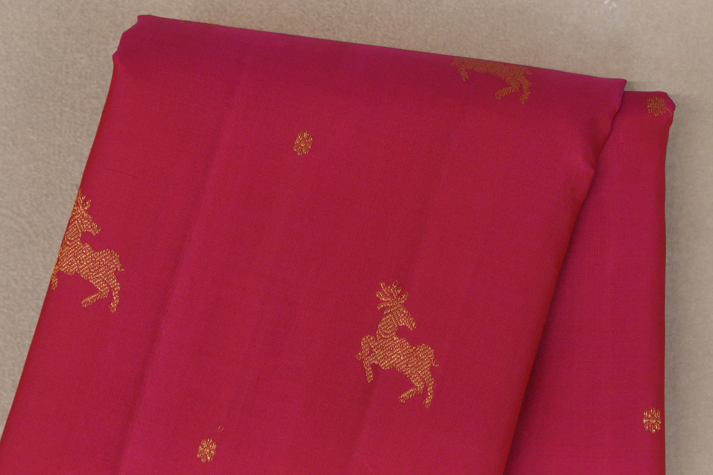 Orangish Pink Vintage Kanjivaram Silk Saree body