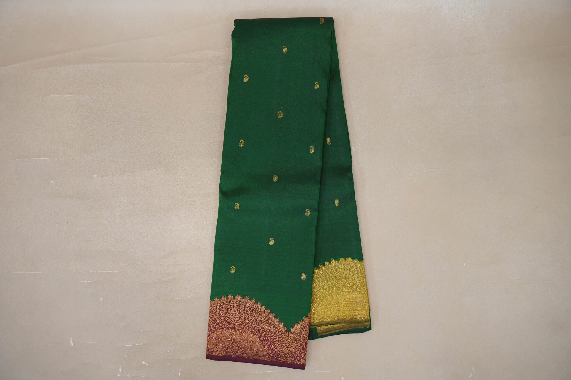 Online Forest Green with Deep Reddish Pink / Olive Green Borders Vintage Kanjivaram Silk Saree