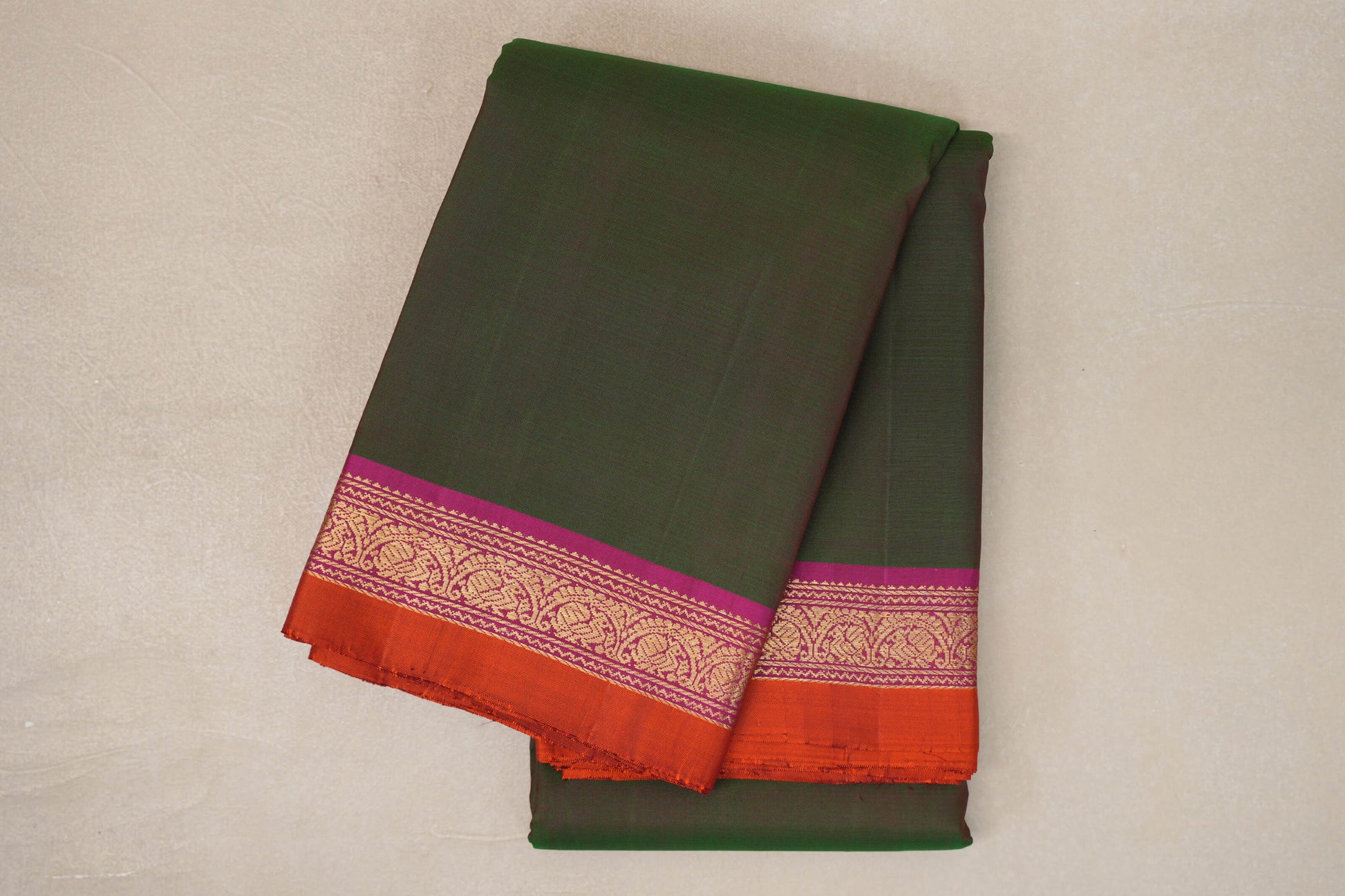 Dual Tone of Forest Green & Deep Maroon Vintage Kanjivaram Silk Saree