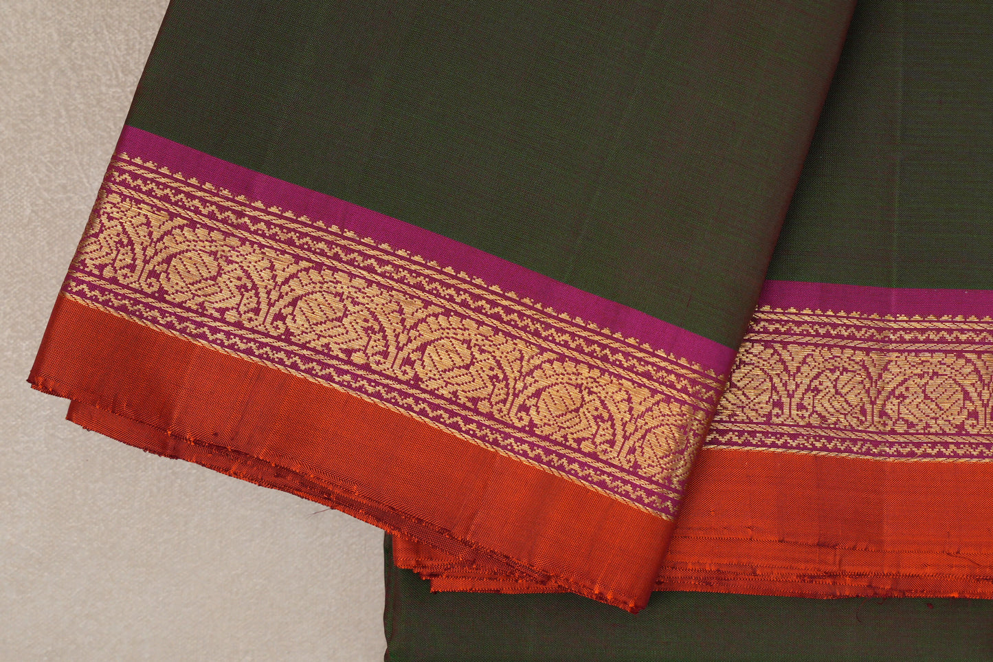 Dual Tone of Forest Green & Deep Maroon Vintage Kanjivaram Silk Saree border
