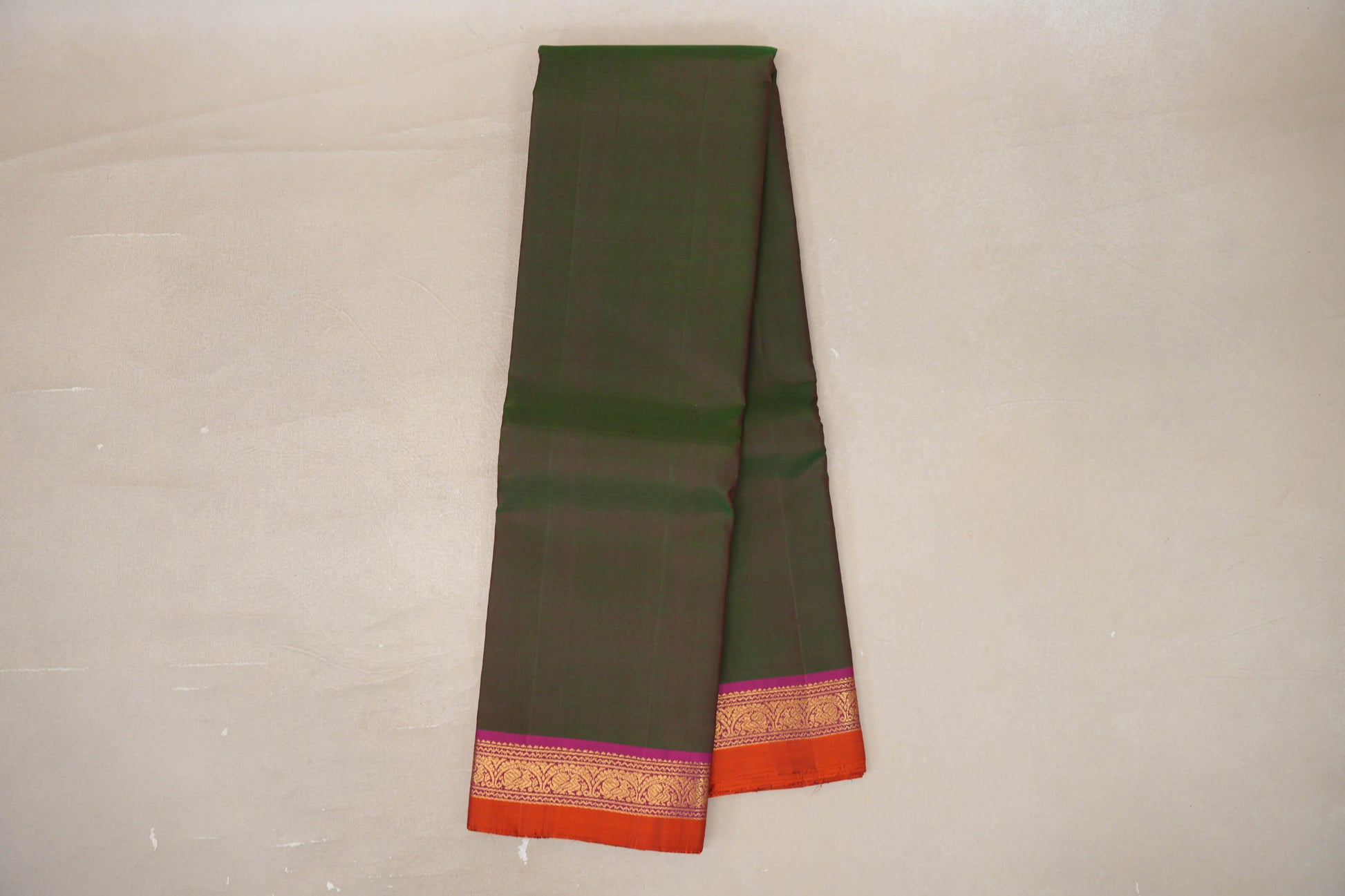 Online Dual Tone of Forest Green & Deep Maroon Vintage Kanjivaram Silk Saree