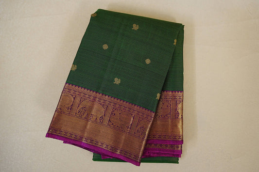 folded Bottle green Vaira Oosi Vintage Kanjivaram Silk Saree   
