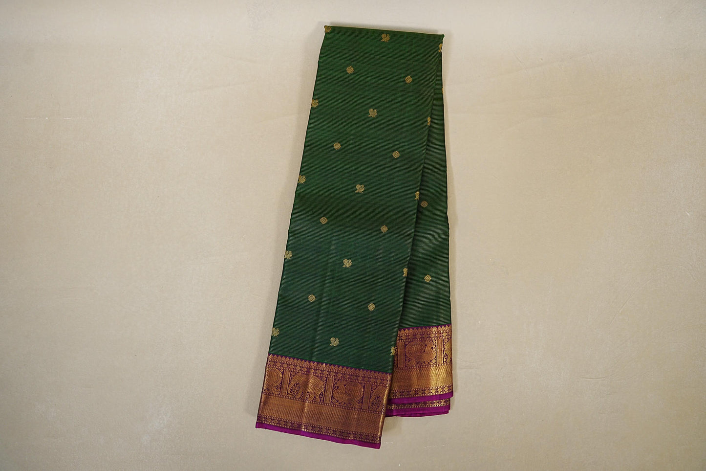 Bottle green Vaira Oosi Vintage Kanjivaram Silk Saree online